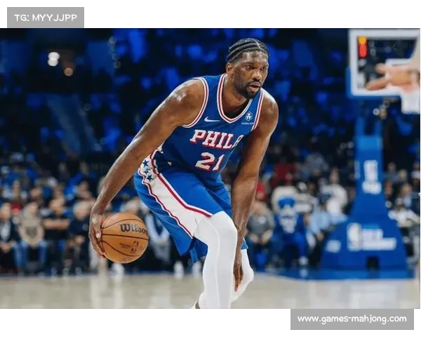 鹈鹕76人背靠背，锡安恩比德内线碰撞